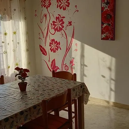 La Magnolia Apartment *